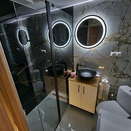 Appartamento Luxury Aparments Klimatyzacja Z Prywatnym Parkingiem Radom Esterno foto