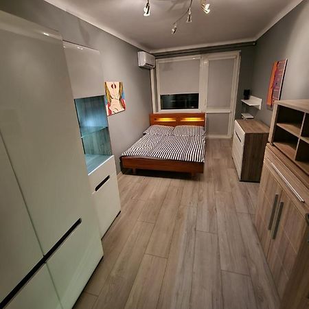 Appartamento Luxury Aparments Klimatyzacja Z Prywatnym Parkingiem Radom Esterno foto
