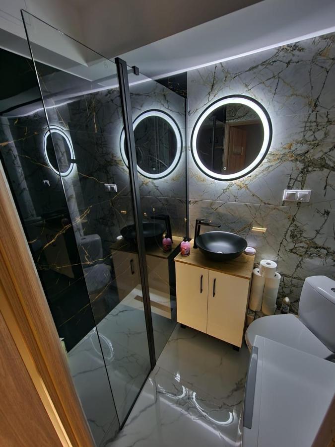 Appartamento Luxury Aparments Klimatyzacja Z Prywatnym Parkingiem Radom Esterno foto