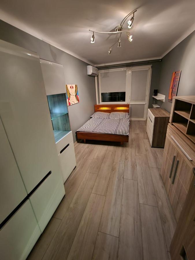 Appartamento Luxury Aparments Klimatyzacja Z Prywatnym Parkingiem Radom Esterno foto